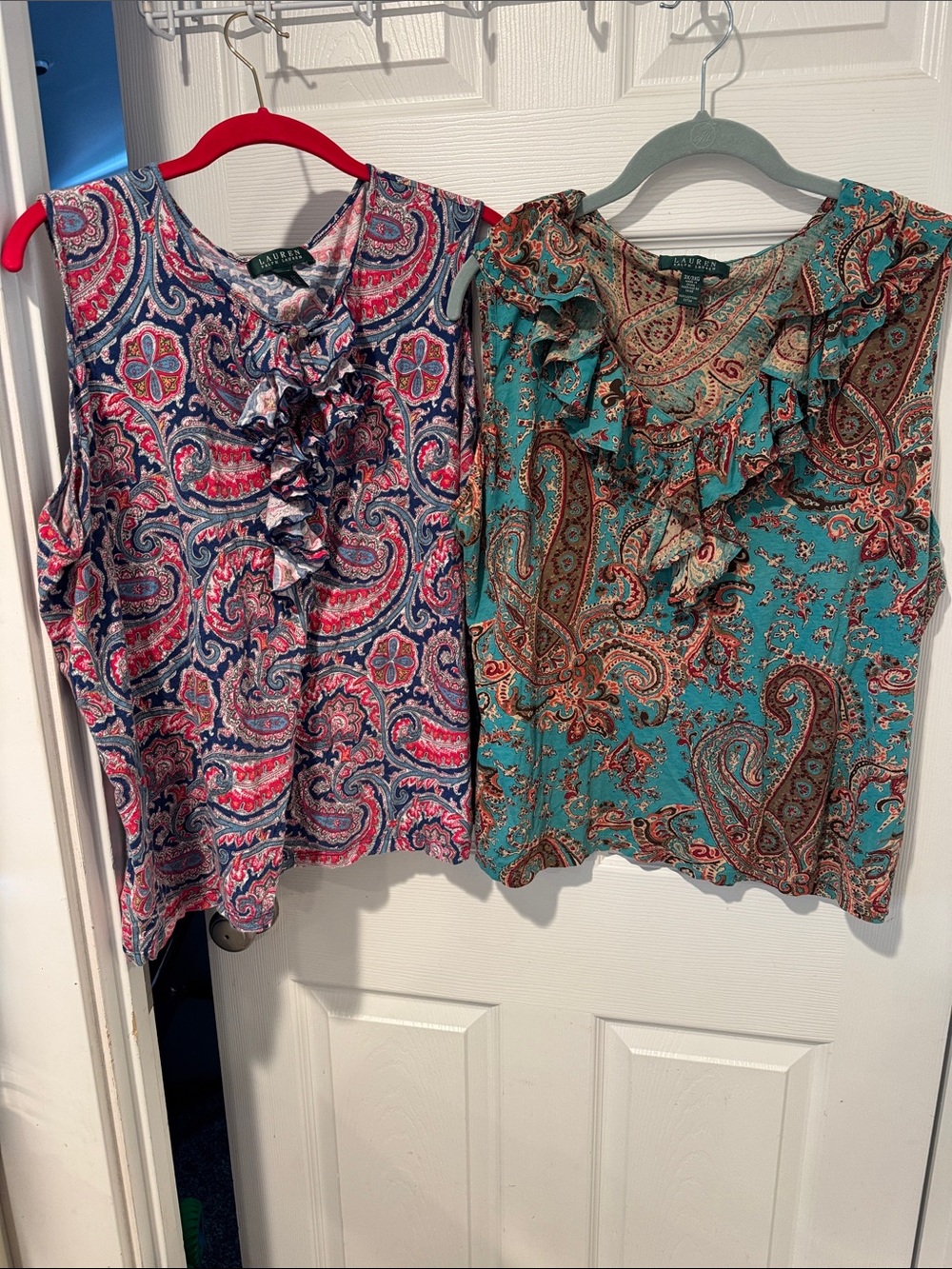 2 Ralph Lauren Multicolor Paisley Sleeveless Ruffle V-Neck & Keyhole Tops 3x EUC